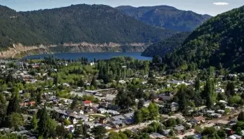 Polémica en San Martín de los Andes: Fernández defiende el estacionamiento medido