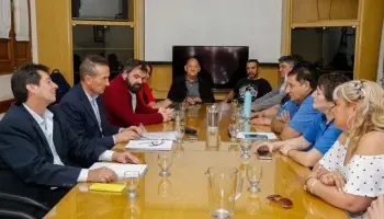 No quieren perder tiempo: La Provincia de Neuquén adelanta negociaciones salariales para 2025