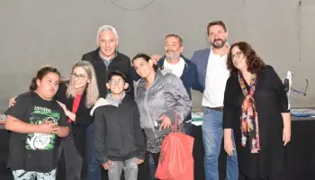 Berisso: Entrega de lentes del Programa "Ver para Aprender"