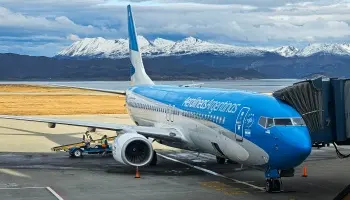 Privatización: "El objetivo no es salvar la Aerolíneas Argentinas, sino desguazarla"