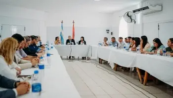 Entre Ríos: En Alcaraz el gobernador encabezó una reunión de gabinete conjunto