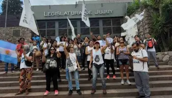 Jujuy: Docentes de CEDEMS continúan con el paro y exigen intervención de la Legislatura