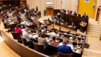 La Legislatura de Neuquén aprueba el uso de armas menos letales para la Policía