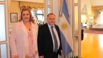 Matrimonio diplomático desafía a Javier Milei y participa de la cumbre de cambio climático