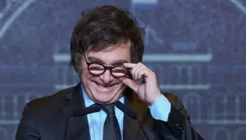 Tras la caída en septiembre, repuntó la valoración de la gestión de Javier Milei