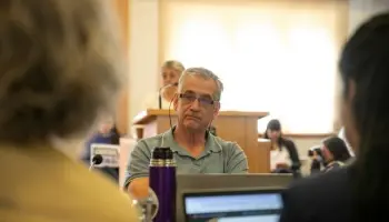 Día decisivo en el Concejo Deliberante de Bariloche: El futuro de Tomás Hercigonja en juego