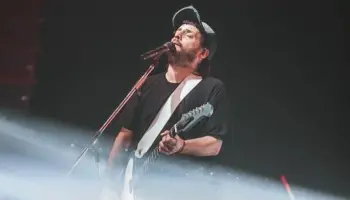 Sueño de Pescado revivió los shows en el Polideportivo de Gimnasia