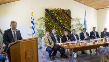 Entre Ríos: Frigerio impulsa la integración regional en el renovado Comité Gualeguaychú-Fray Bentos