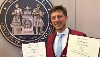 El MIT premió a un científico argentino: “Nada se logra de manera individual, todo es gracias al equipo"