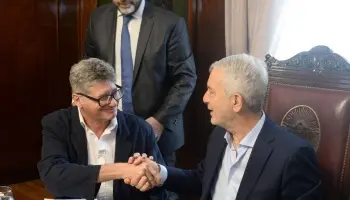 La Plata impulsa mejoras en 145 escuelas con un histórico acuerdo de financiamiento educativo