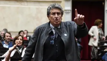 Manuel Aguirre: "El gobierno busca controlar los recursos sin un presupuesto claro"
