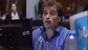 Gabriel Solano: ”El cerco en la frontera con Bolivia forma parte de un plan internacional xenófobo”