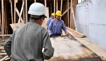 El Municipio de Morón impulsa mejoras en escuelas secundarias del distrito