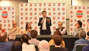 Plenario de la Unión Cívica Radical anticipa una dura batalla en la interna partidaria