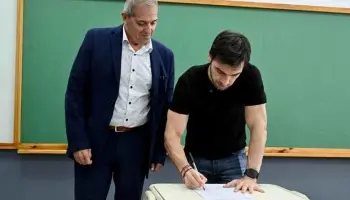 Ignacio Torres anunció un aumento del ítem de Profesionalidad Docente en Chubut