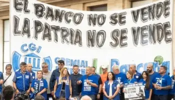 Trabajadores de La Plata rechazan la privatización del Banco Nación