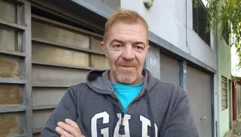La Plata Solidaria: "Hay una desercion escolar enorme por la falta de ropa para ir al colegio"