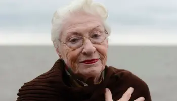 Matilde y el mar: La historia de la primera mujer guardavidas de Argentina