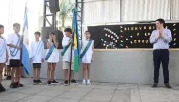 Malvinas Argentinas: Leo Nardini inició el ciclo lectivo 2025 con un emotivo mensaje