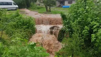 Jujuy: Vecinos de Los Huaicos exigen obras tras el colapso de puentes