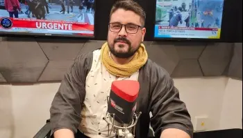 Para el director de la serie de Milei, "el mundo del arte es agresivo para quienes no son de izquierda"