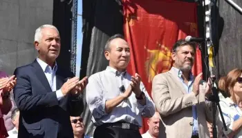 Julio Alak acuerda programa de trabajo con la comunidad china de La Plata