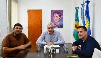 Berisso: Fabián Cagliardi y Daniel Menéndez coordinan estrategias para el encuentro con Axel Kicillof