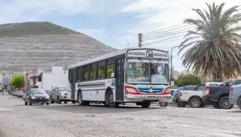 Escándalo en Chubut: Denuncian sobreprecios millonarios en el servicio de colectivos