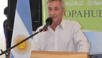 Neuquén: Hackearon el WhatsApp del intendente de Caviahue y advierten por posibles estafas