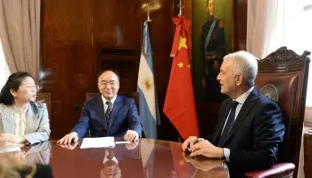La Plata: Julio Alak recibió a autoridades de Shanghai y apuesta a profundizar los vínculos productivos
