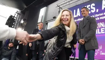 La suspensión del Congreso de La Libertad Avanza en PBA fue el último milagro del Papa Francisco