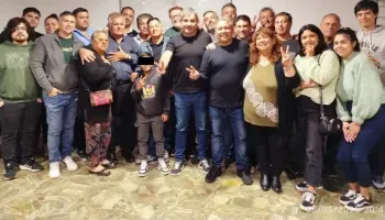 ATE arma una agrupación para Axel Kicillof mientras ajusta a los trabajadores
