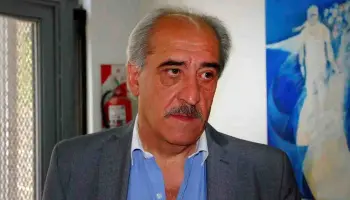 Viviendas inconclusas y fondos sin rastro en Río Negro: Investigan al exintendente Mariano Lavín