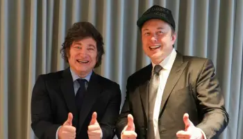 A pesar del pedido judicial, Elon Musk no borró ni uno solo de los videos falsos de Mauricio Macri