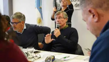 Entre críticas y retrasos: La Agencia de Turismo de Río Negro aún no despega