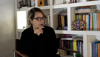 Alexandra Kohan: “Cuanto menos uno quiera ser alguien, mejor va a ser lo que hace”