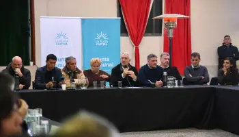 La Plata: Julio Alak refuerza con obras y participación vecinal El Peligro