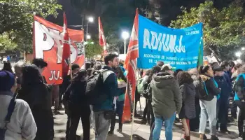 Bronca en las calles de Jujuy: Gremios y movimientos sociales rechazaron el 2 por ciento de aumento
