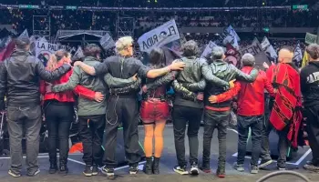 Otra fría noche en River volvió a despedir a Los Piojos