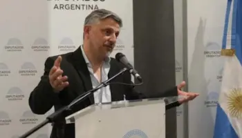 Críticas a La Libertad Avanza en Lanús: "Votaron a favor de la toma de propiedades"