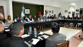 Salta: Gustavo Sáenz en el Gabinete ampliado del Valle de Lerma
