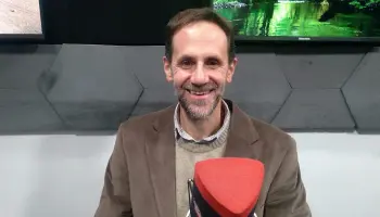 “La hiperconectividad moldea nuestra forma de percibir el tiempo y genera nuevos desafíos”