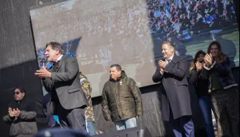 Más de 5.000 estudiantes de José C. Paz reafirmaron su compromiso con los valores patrios