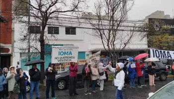 Afiliados de IOMA marcharon en Mar del Plata: Denuncian abandono y negocios privados