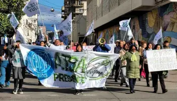 "No queremos aplausos, queremos sueldos dignos": Sanidad jujeña en pie de lucha por un salario justo