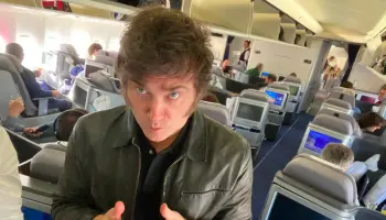 Solo en junio, al menos 24 funcionarios del gobierno nacional fueron becados para viajar al exterior
