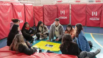 Juventud con memoria: Más de 300 estudiantes se reunieron en Morón para construir esperanza