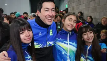 Malvinas Argentinas: Leo Nardini inaugura el polideportivo sustentable en Ingeniero Adolfo Sourdeaux