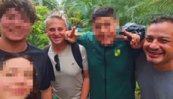 El peluquero de Axel Kicillof y su novio, asesor en Diversidad, vacacionan en Río de Janeiro