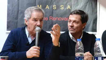 Los Cóppola: Dos massistas arman las listas de Javier Milei en Lobería